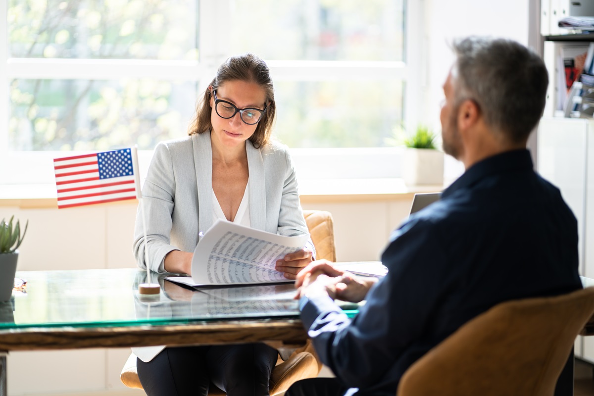 Read about the qualifications a naturalization lawyer must have to give you the confidence to start your case effectively.